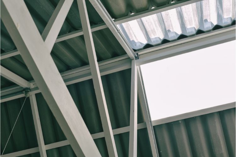shed ceiling with roof