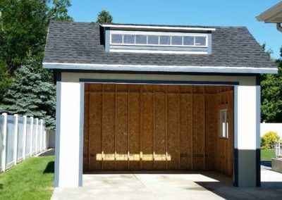 detached garage