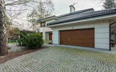 Detached Garage Organization Tips